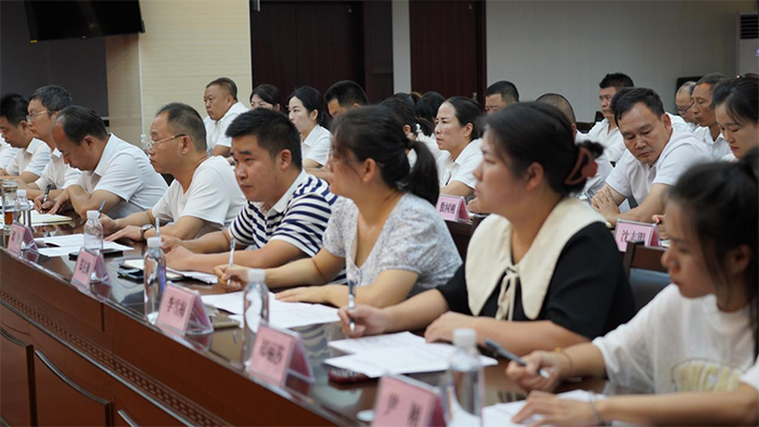 中共寧南十五屆縣委第四輪常規(guī)巡察縣南絲路集團公司工作動員會召開